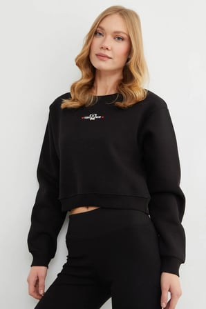 3 İplik Ayıcık Nakışlı Crop Sweatshirt