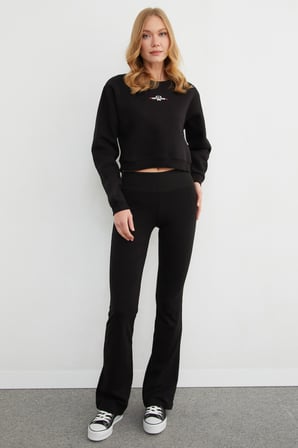 3 İplik Ayıcık Nakışlı Crop Sweatshirt