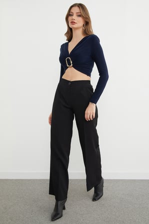 Drapeli Tokalı Omuz Vatkalı Crop Bluz