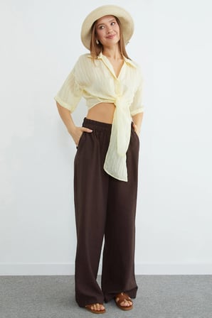 Çizgili Jakarlı Bağlamalı Crop Bluz