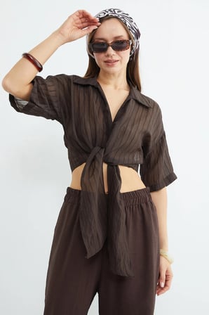 Çizgili Jakarlı Bağlamalı Crop Bluz