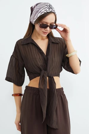 Çizgili Jakarlı Bağlamalı Crop Bluz