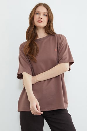 Metal Aksesuarlı Bisiklet Yaka Oversize Tişört