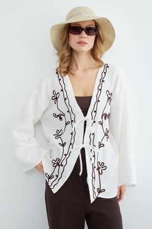 Nakışlı Önü Bağcıklı Keten Görünümlü Kimono