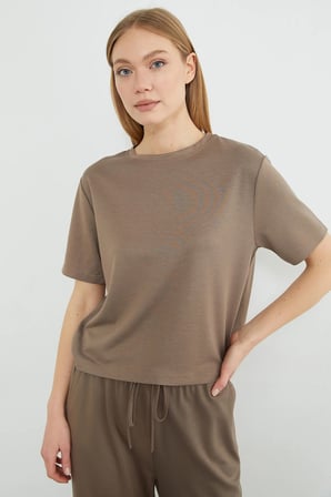 Basic Bisiklet Yaka Modal Tişört