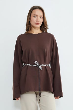 Fullamodest Kemerli Yırtmaçlı Geniş Kol Tunik