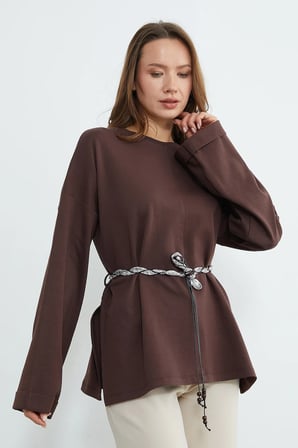 Fullamodest Kemerli Yırtmaçlı Geniş Kol Tunik