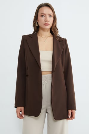 Kemerli Omuz Vatkalı Blazer Ceket