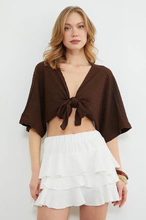 Önü Bağlamalı Bürümcük Kumaş Crop Bluz