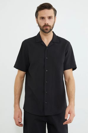 Düğmeli Kısa Kollu Regular Fit Gömlek