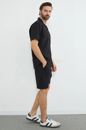 Düğmeli Kısa Kollu Regular Fit Gömlek