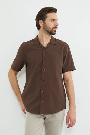 Düğmeli Kısa Kollu Regular Fit Gömlek