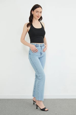 Yüksek Bel Kesik Paça Jean