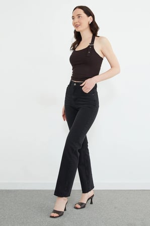 Yüksek Bel Kesik Paça Jean