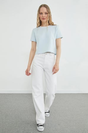 Basic Ribana Yaka Mevsimlik Crop Tişört