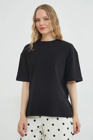 Transparan Kelebek Nakışlı Oversize Tişört