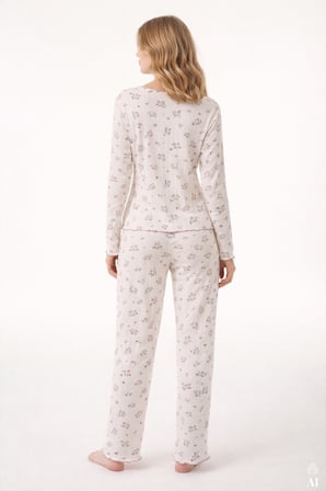 Kadın Pamuklu Çıtır Çiçek Desenli Baby Overloklu Fiyonklu Uzun Kollu Pijama Takımı