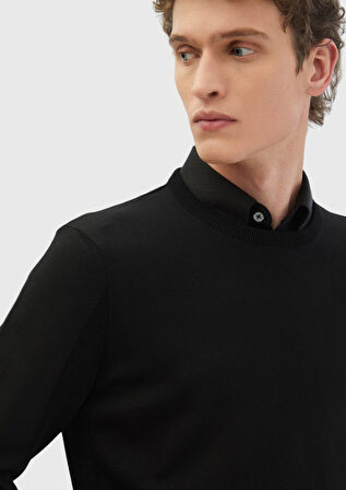 Siyah Bisiklet Yaka Jakarlı Triko Kazak