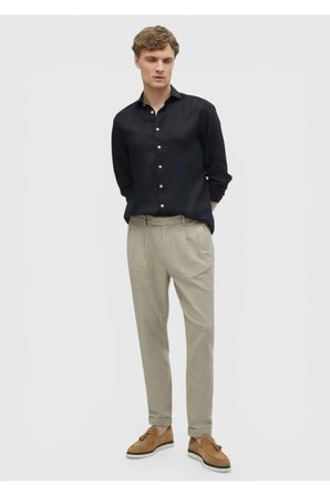 Siyah Düz Regular Fit Dokuma Casual %100 Keten Gömlek