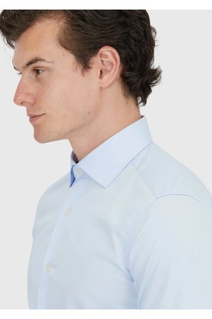 Koyu Mavi Düz Slim Fit Dokuma Klasik %100 Pamuk Gömlek