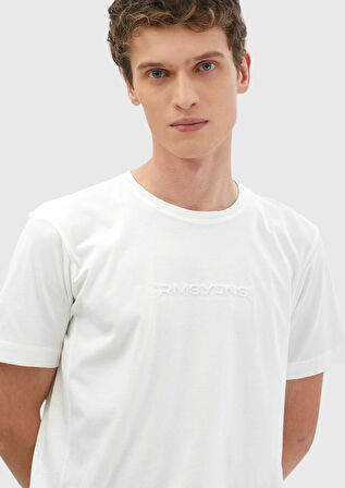 Beyaz Baskılı Bisiklet Yaka %100 Pamuk T-Shirt