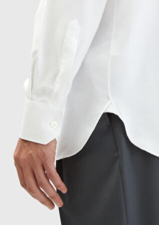 Beyaz Desenli Regular Fit Dokuma Klasik %100 Pamuk Gömlek