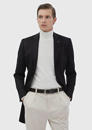 Siyah Regular Fit Kelebek Yaka Klasik Dokuma Palto