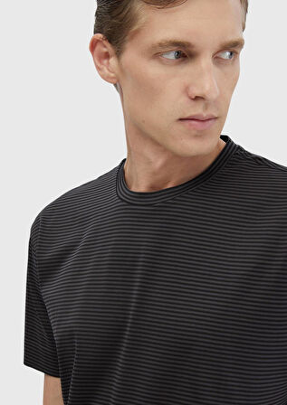 Siyah Çizgili Bisiklet Yaka %100 Pamuk T-Shirt