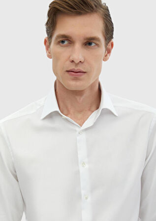 Beyaz Regular Fit Ütü İstemeyen Dokuma Klasik %100 Pamuk Gömlek