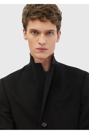 Siyah Regular Fit Kelebek Yaka Klasik Dokuma Palto