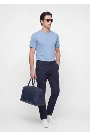 Lacivert Düz Dokuma Slim Fit Casual Pamuk Karışımlı Pantolon