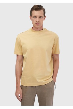 Safran Düz Bisiklet Yaka %100 Pamuk T-Shirt