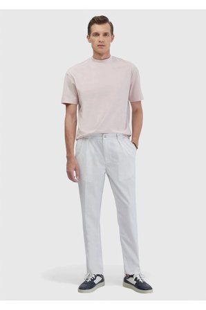 Pembe Düz Bisiklet Yaka %100 Pamuk T-Shirt