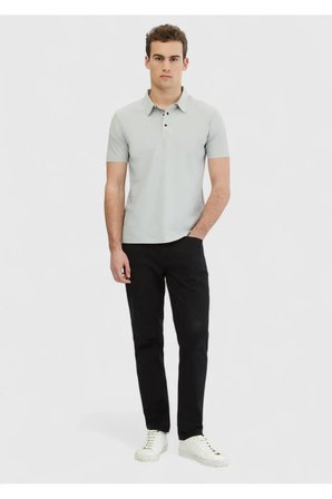 Açık Gri Düz Polo Yaka T-Shirt