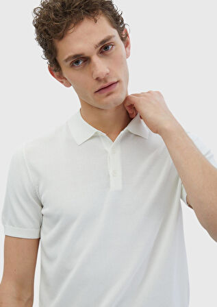 Beyaz Polo Yaka Düz Örgü Triko