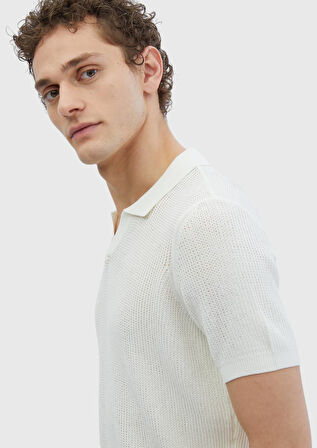 Beyaz Polo Yaka Jakarlı Triko