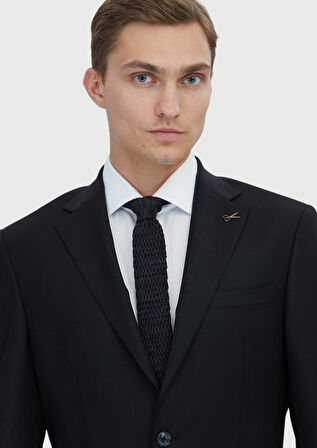 Siyah Düz Modern Fit Yün Karışımlı Takım Elbise