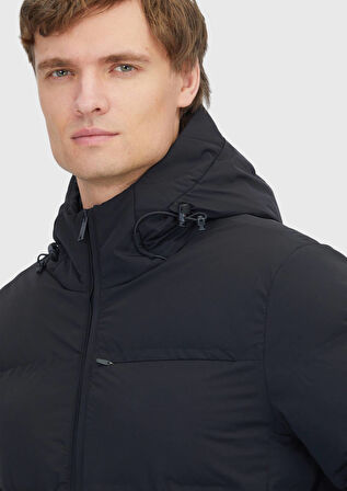 Siyah Regular Fit Kapüşonlu Casual Dokuma Mont