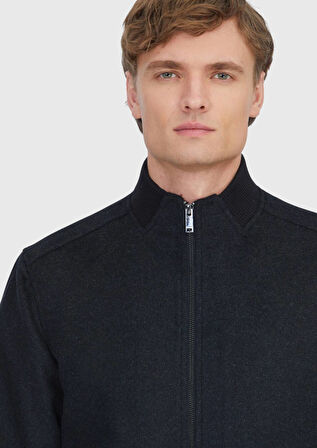 Siyah Regular Fit Dik Yaka Casual Dokuma Mont