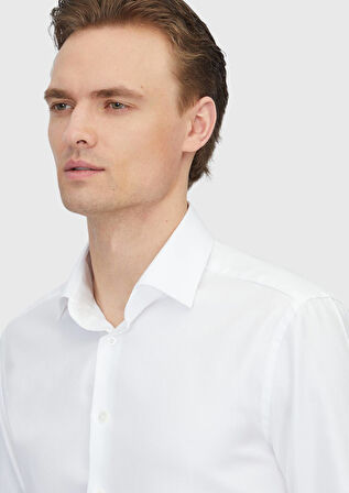 Beyaz Desenli Regular Fit Dokuma Klasik %100 Pamuk Gömlek