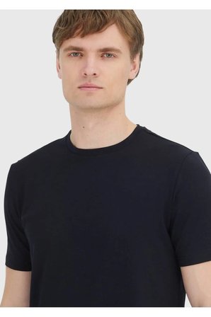 Siyah Düz Bisiklet Yaka Pamuk Karışımlı T-Shirt