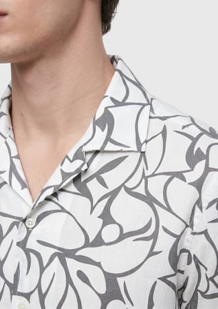 Ekru Baskılı Regular Fit Kısa Dokuma Casual %100 Pamuk Gömlek
