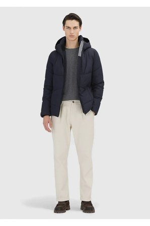 Lacivert Regular Fit Kapüşonlu Casual Dokuma Mont