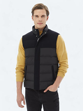 Siyah Regular Fit Dik Yaka Casual Dokuma Spor Yelek