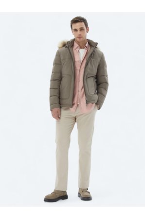 Vizon Regular Fit Kapüşonlu Casual Dokuma Mont