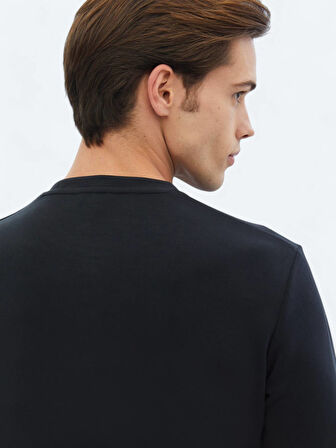 Siyah Bisiklet Yaka Baskılı Sweatshırt