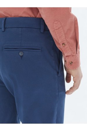Koyu Mavi Dokuma Regular Fit Casual Pamuk Karışımlı Pantolon
