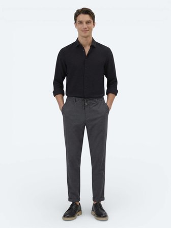 Siyah Regular Fit Dokuma Klasik Gömlek