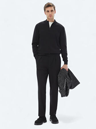 Siyah Yarım Balıkçı Yaka Desenli Pamuk Karışımlı Triko Kazak