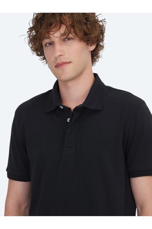 Siyah Düz Polo Yaka %100 Pamuk T-Shirt